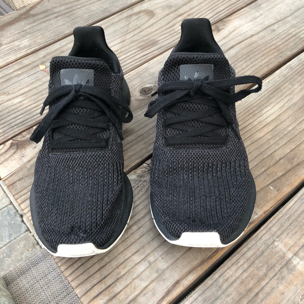 Adidas swift run